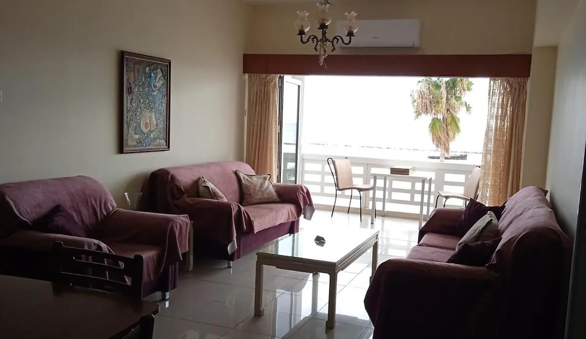 Apartment Enjoy Sunrise At Spacious 3Br Flat By The Seafront Voroklini