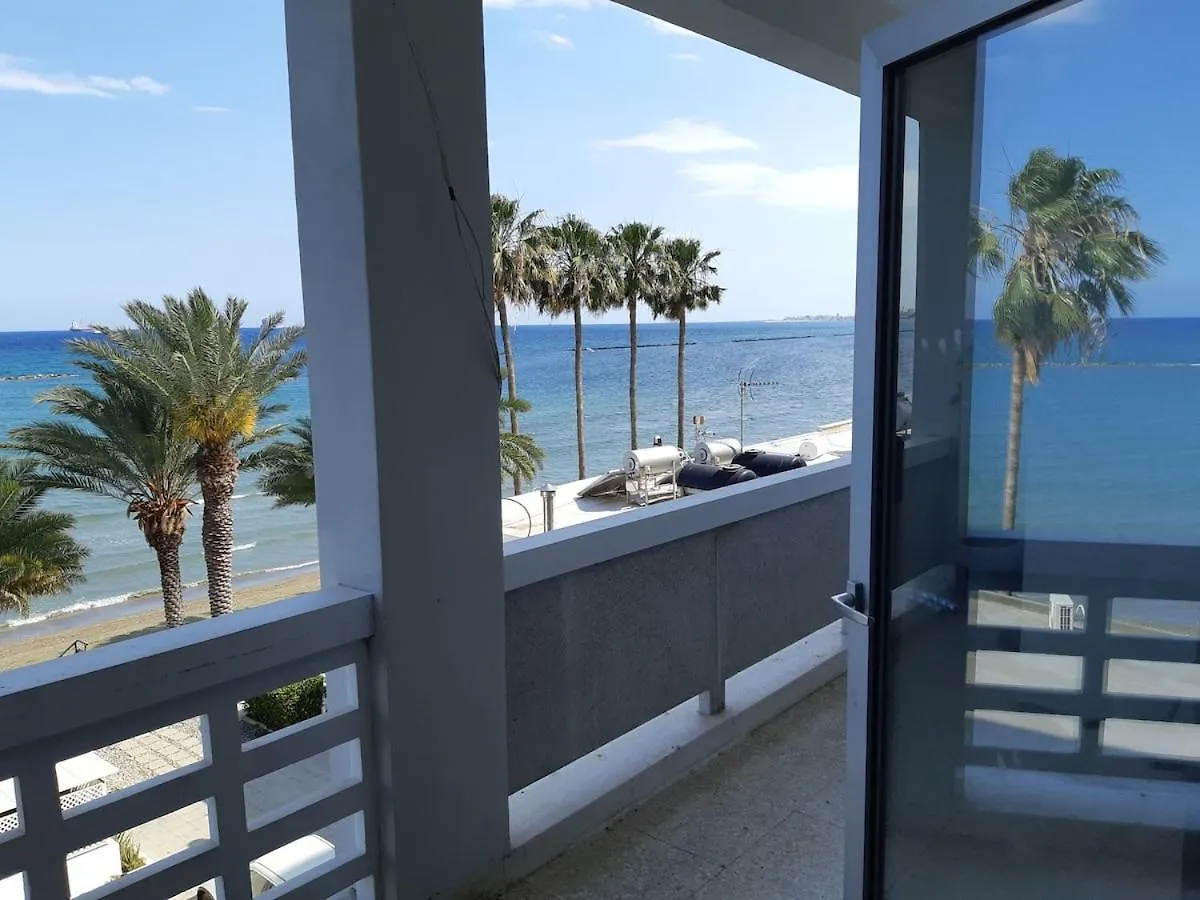 Enjoy Sunrise At Spacious 3Br Flat By The Seafront Voroklini Cyprus