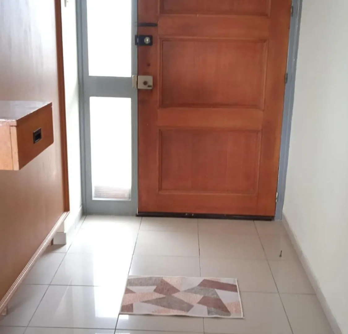 Apartmán Enjoy Sunrise At Spacious 3Br Flat By The Seafront Voroklini