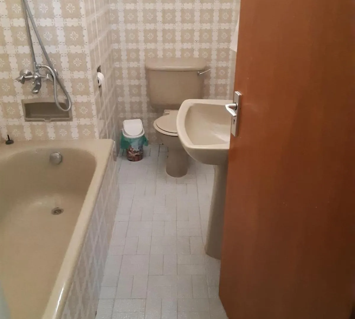 Enjoy Sunrise At Spacious 3Br Flat By The Seafront Voroklini 0*,  Kypr